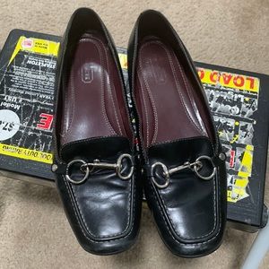 •Coach• Woman's Loafer• Size 9.5m